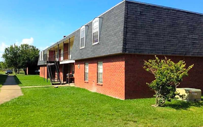 Gallery Arlington Square Apartments