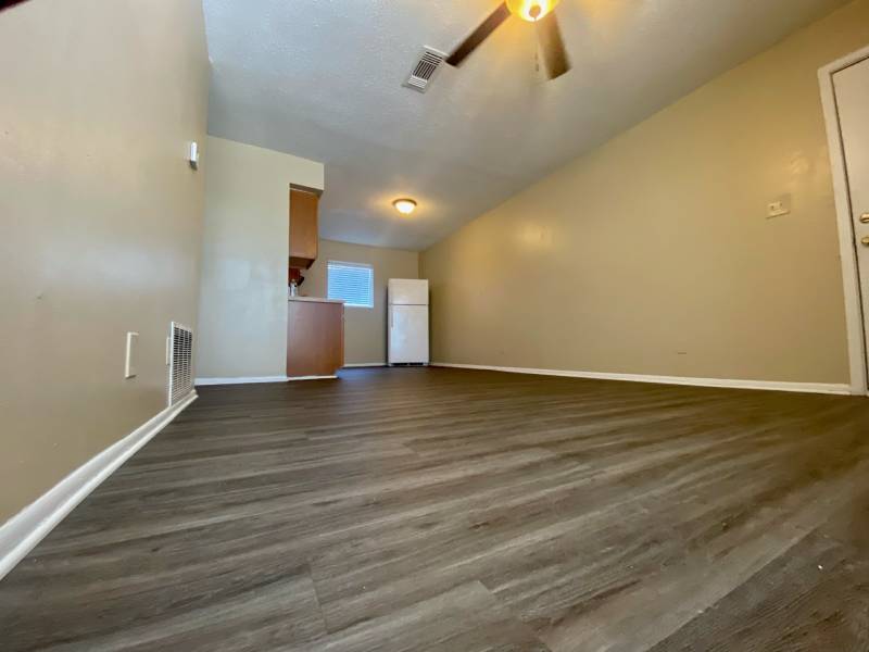 Arlington Square Apartments