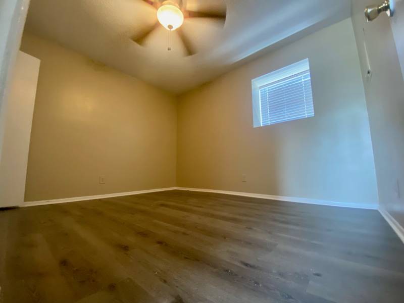 Arlington Square Apartments