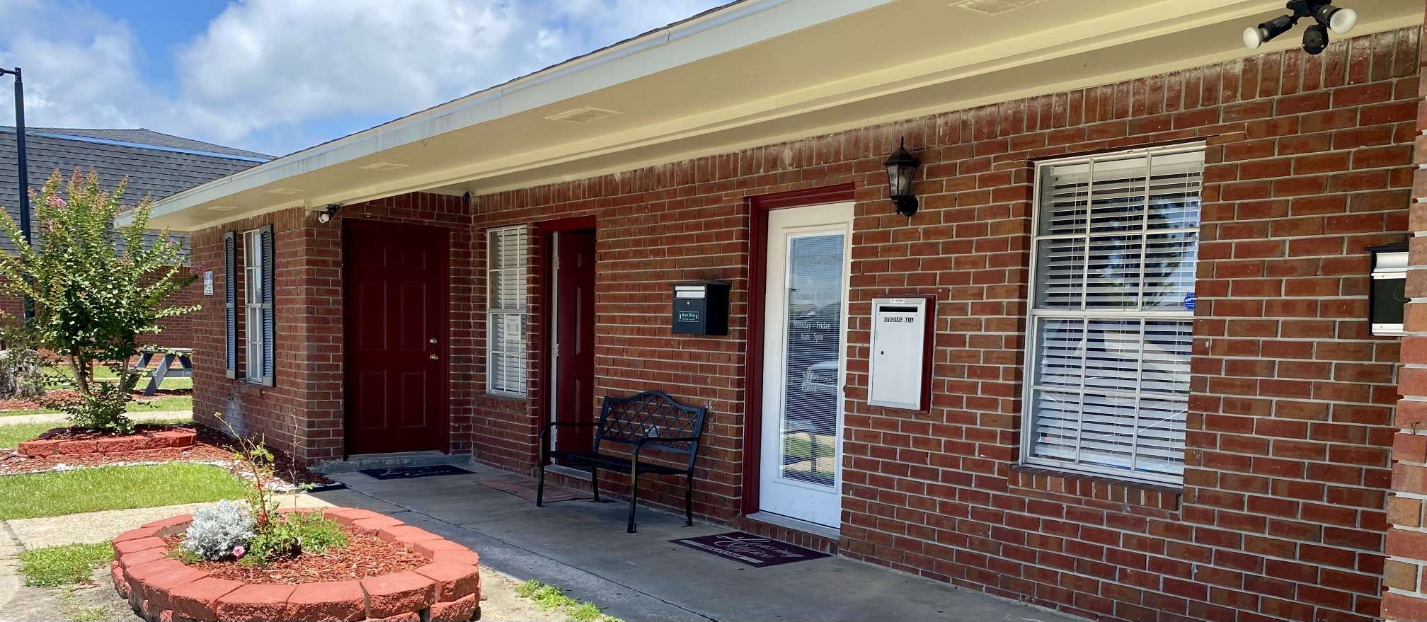 Gallery Arlington Square Apartments