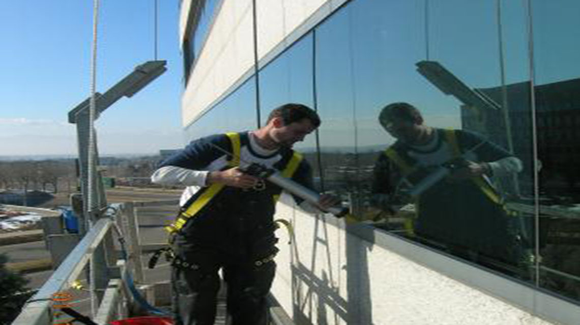 Sealant and Caulking Professional Caulking Removal, Maintenance and