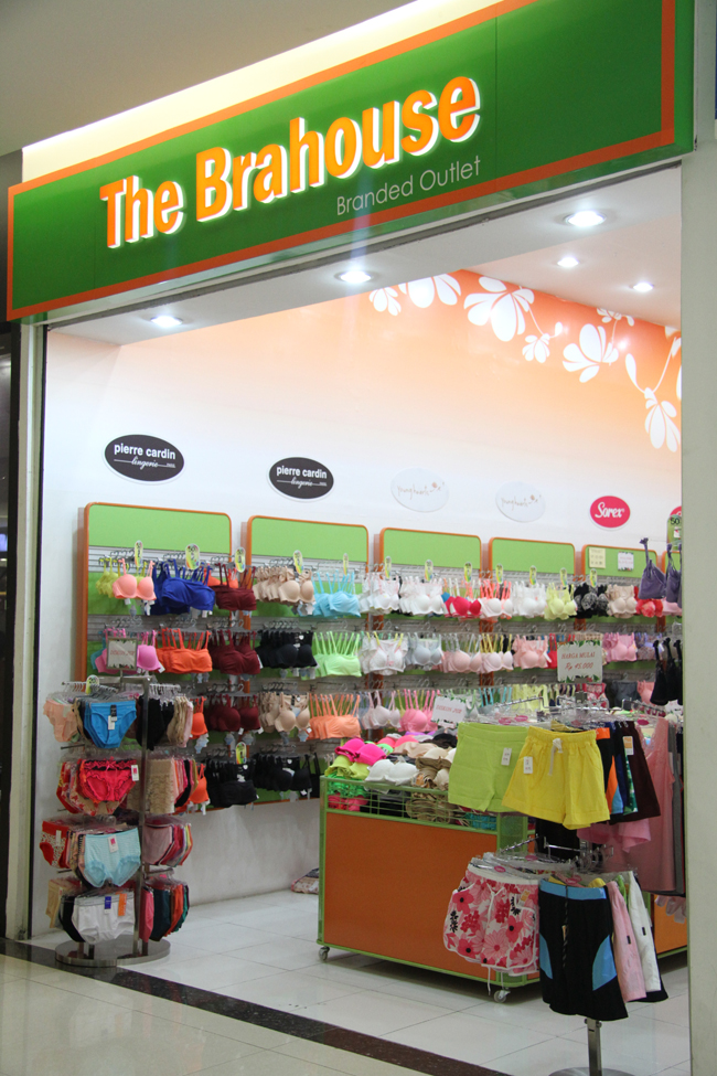 The Brahouse Armada Town Square