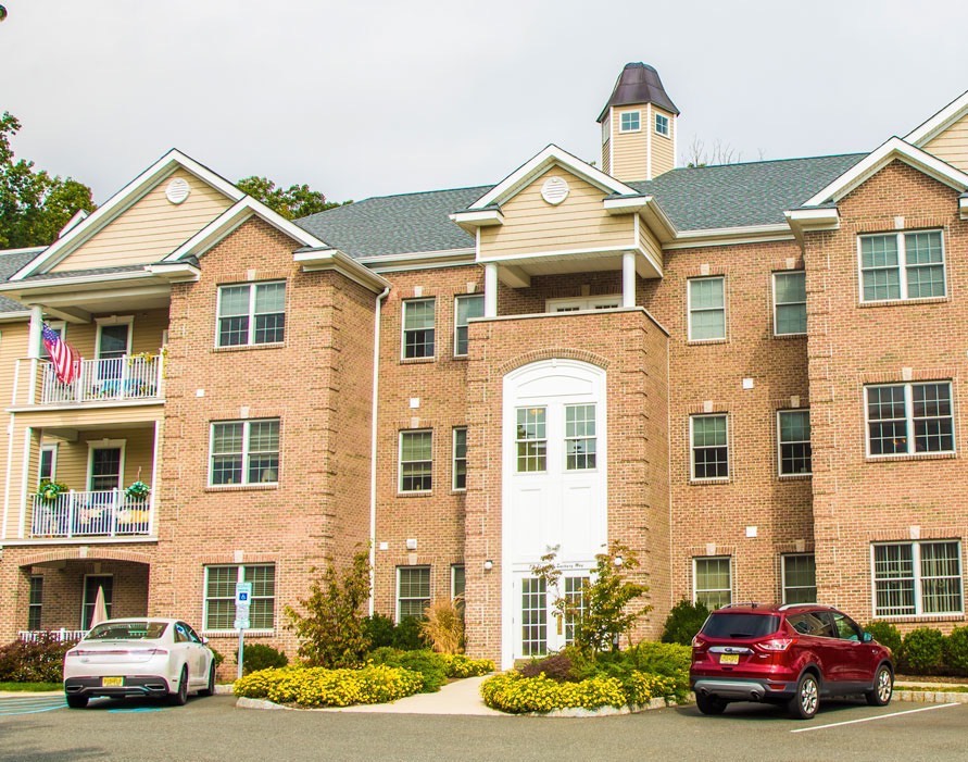 Things You Must Know Before Buying a Condominium AR Management Company