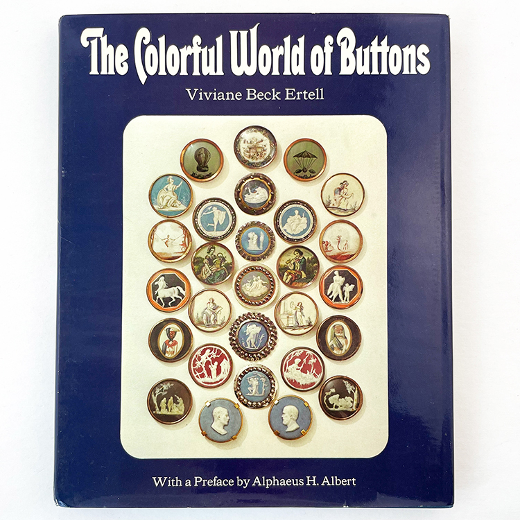 WorldButtonsCover House of Button