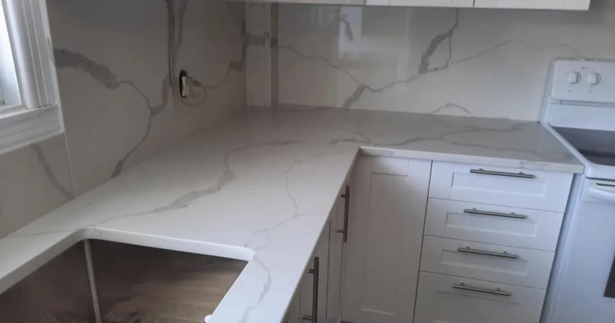 Kitchen Refacing Montreal, Laval, South Shore Armoires en gros