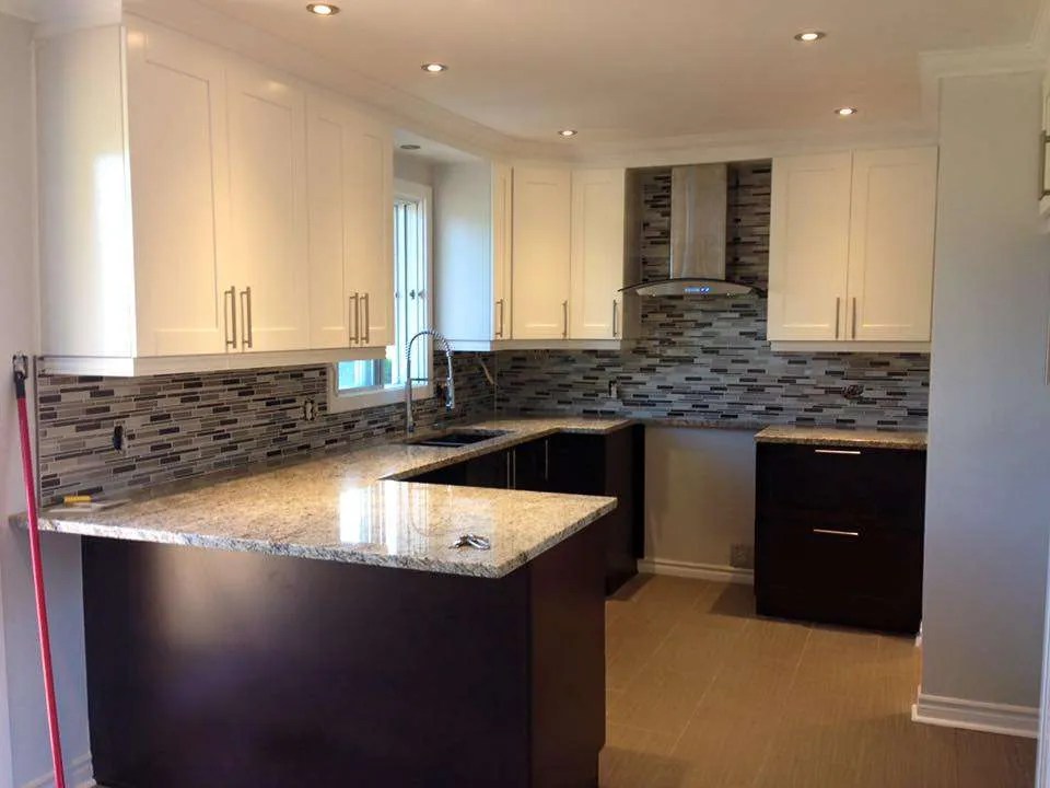 Comptoir de cuisine en Quartz Montréal Armoires en gros