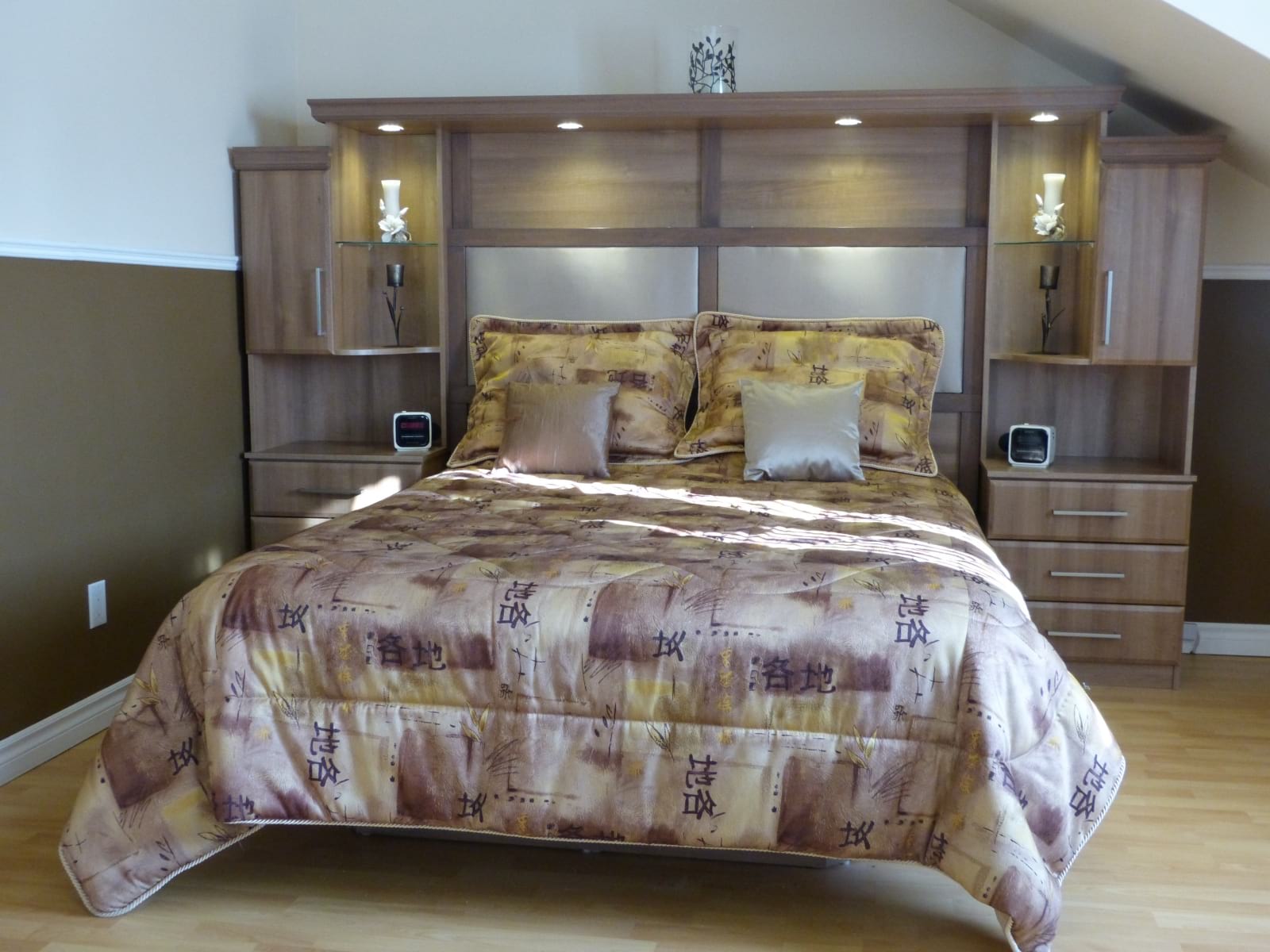 046 Armoires Jason Savard