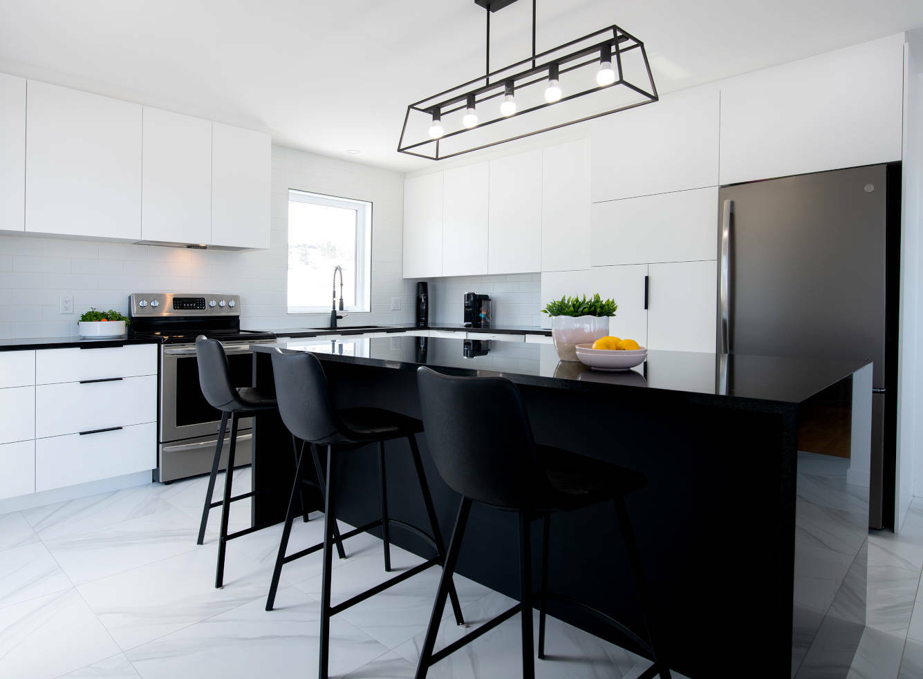 Armoires Perreault Tout est meilleur avec Perreault