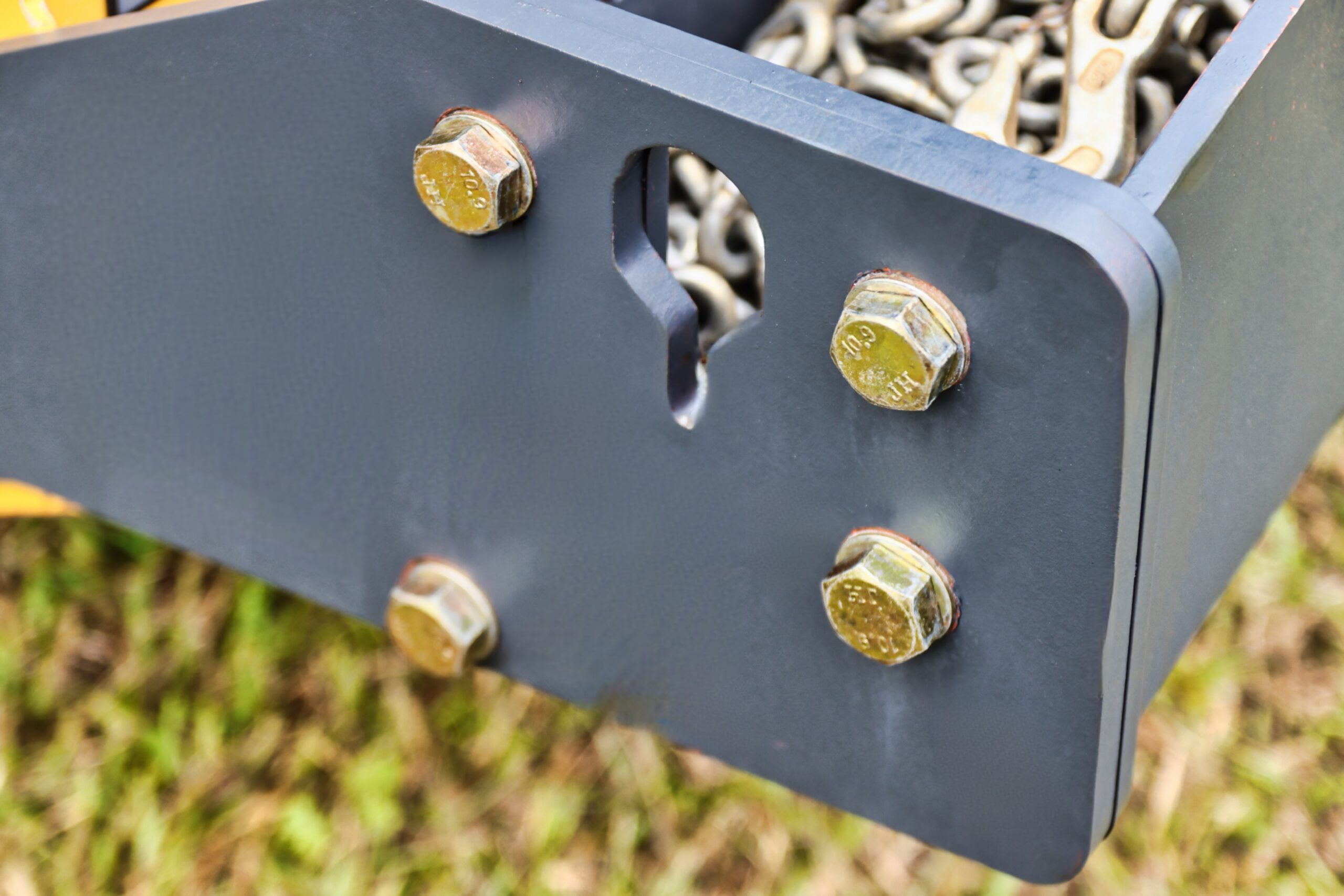 Chain binding slot 2 Armor Cage