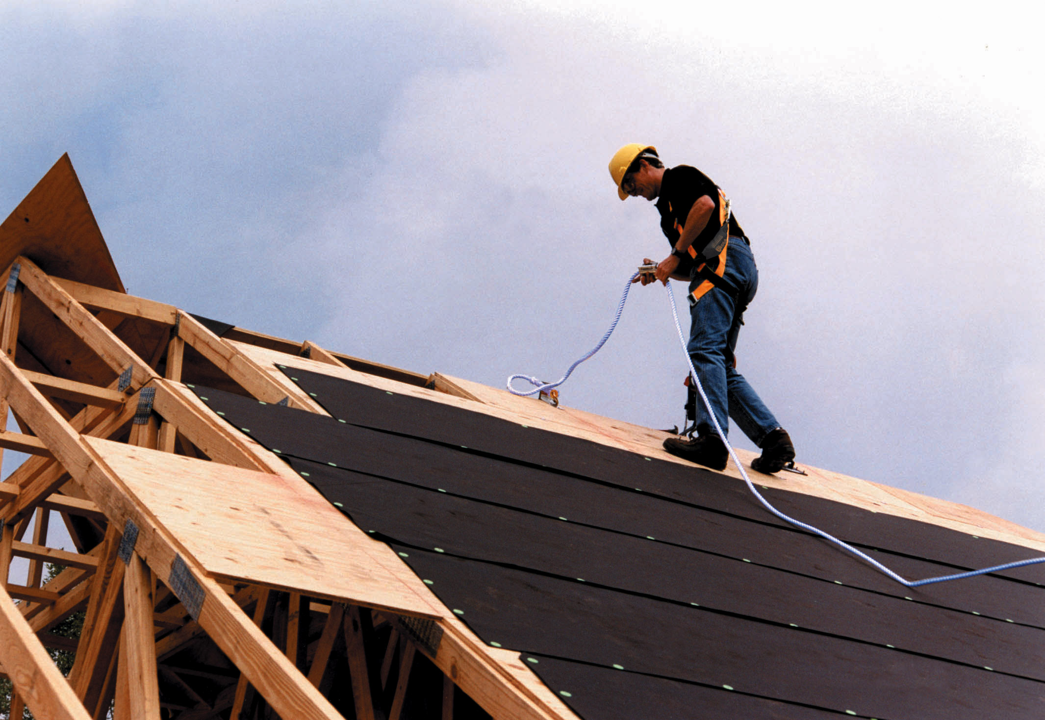 OSHA Withdraws Residential Construction Fall Protection Loophole Real