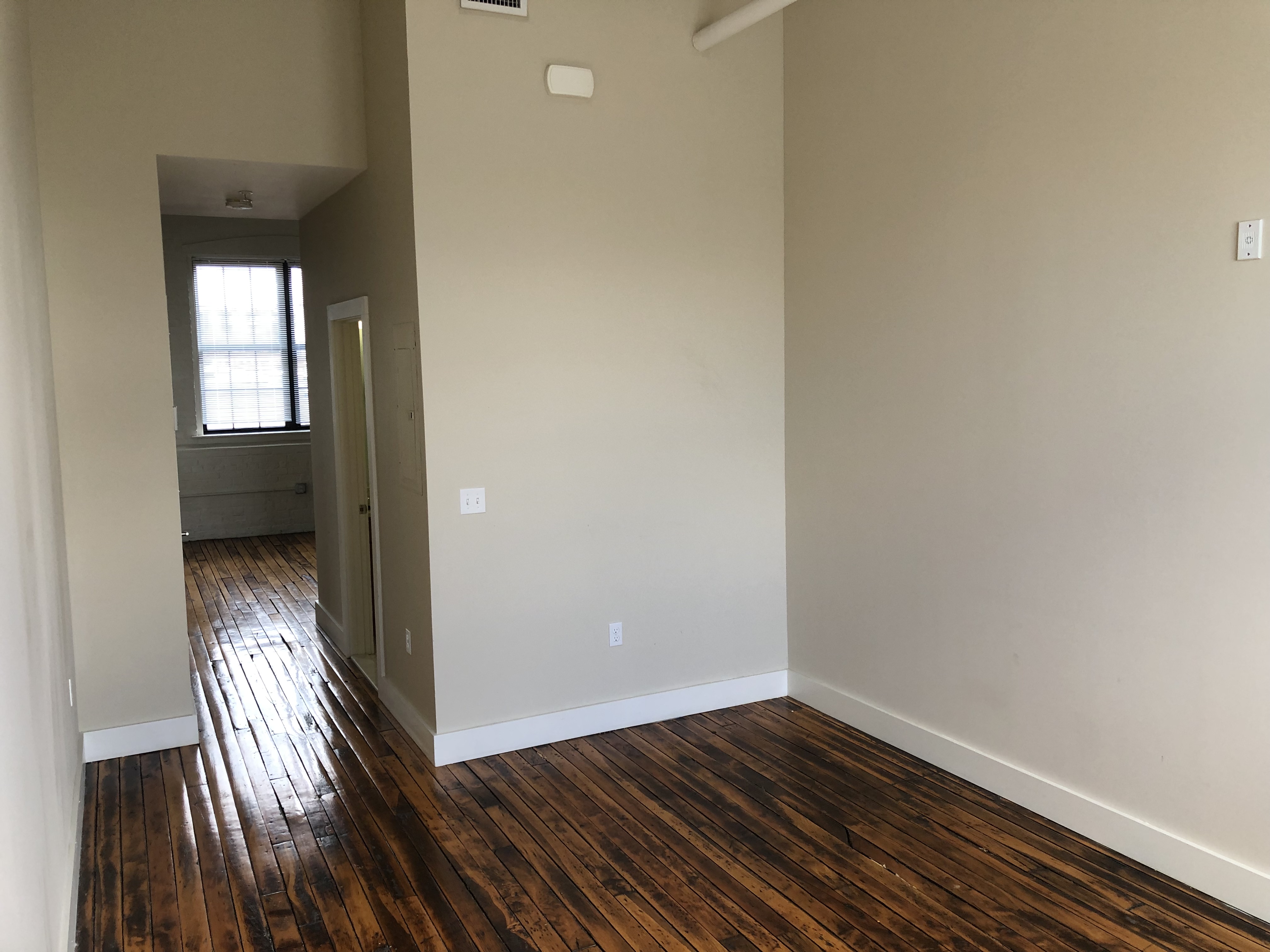 Riverfront Apts 213 Armory Management Company