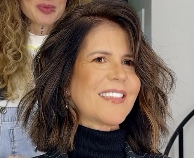 From Long Hair to Stunning Makeover... You Won’t Recognize Her After
