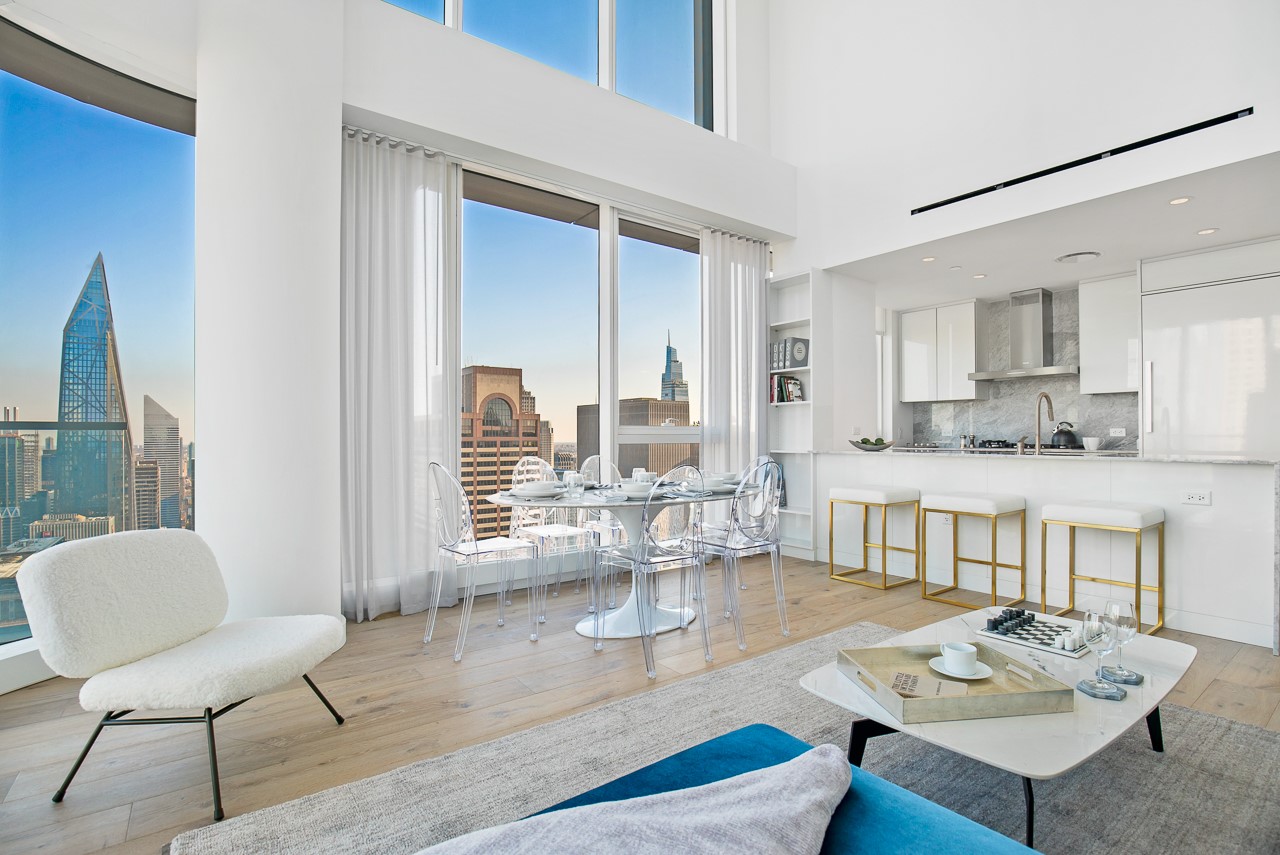 ARO Midtown West Luxury 1 to 3Bedroom Apartment Rentals Available
