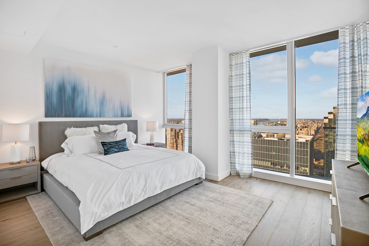 ARO Midtown West Luxury 1 to 3Bedroom Apartment Rentals Available