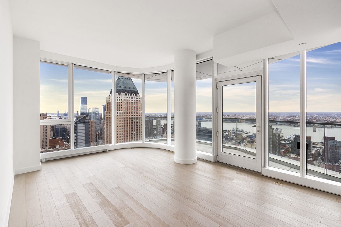 ARO Midtown West Luxury 1 to 3Bedroom Apartment Rentals Available