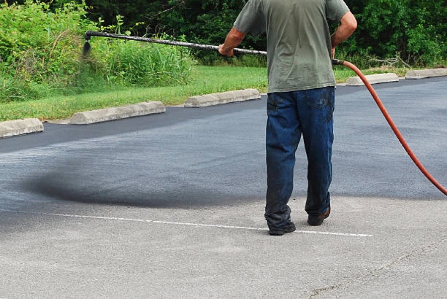 How Long Does Sealing a Driveway Take ARock Asphalt