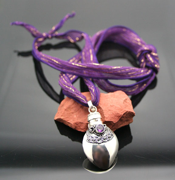 Sterling Silver Aromatherapy Jewelry Amethyst and Silver Heart from Bali