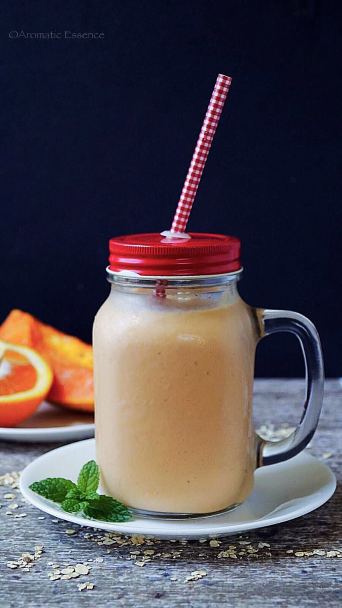 Papaya Smoothie With Ginger & Oats Aromatic Essence