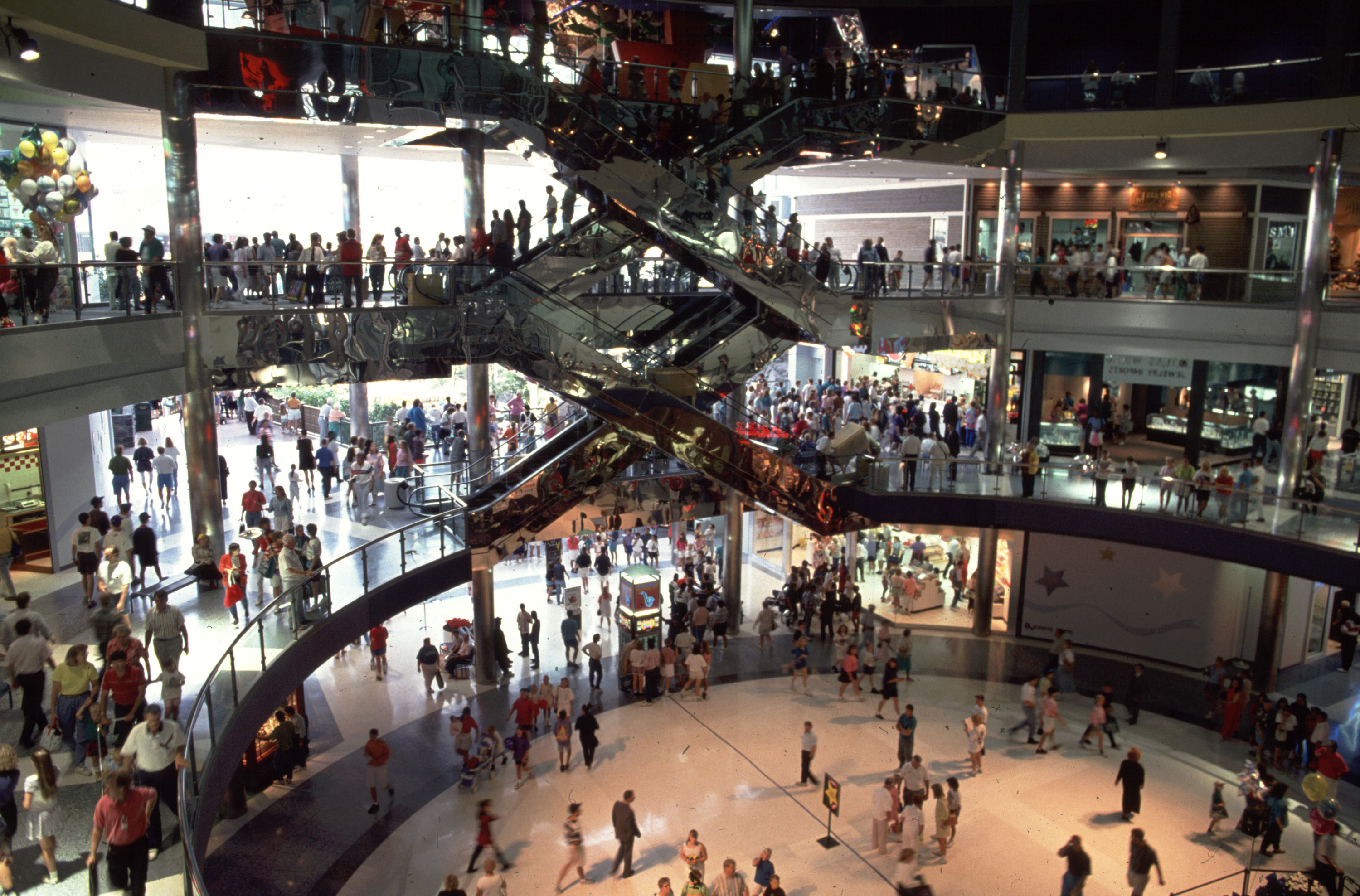 Stop by the Mall of America next time you in Minnesota (PHOTOS