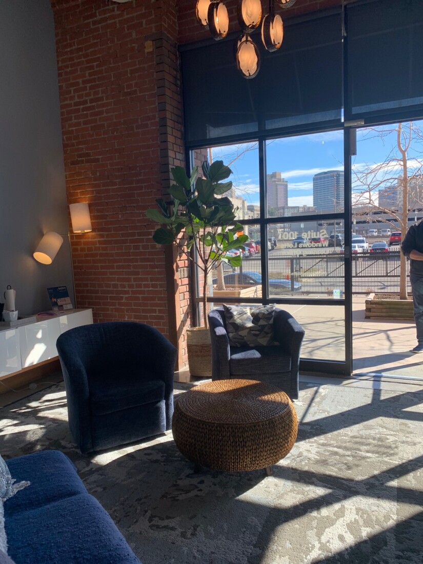 14091411 W 11th St (West Bottoms) Aron Real Estate