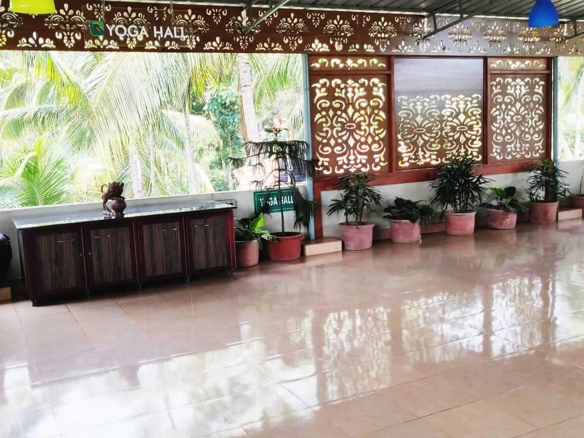 本場ケララで学ぶ！アーユルヴェーダ「Greens Ayurveda」スクール／トリートメントのご案内 AROUND INDIA アラウンド