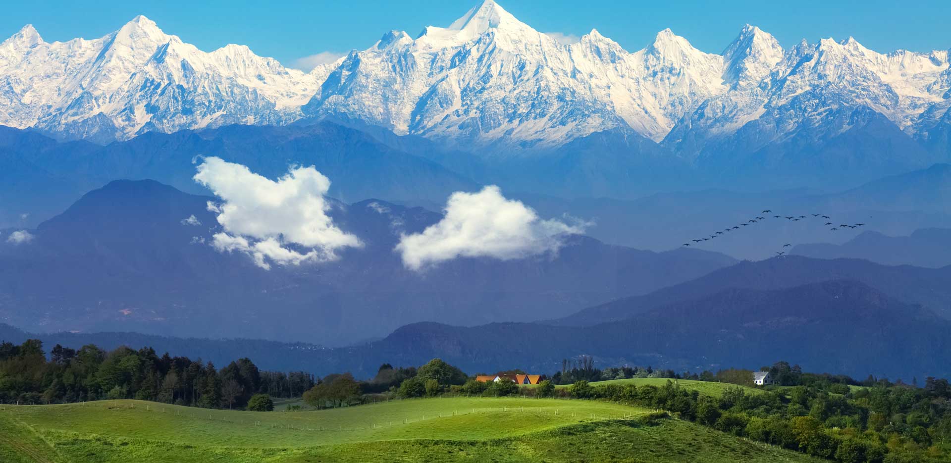 Binsar Uttarakhand a beautiful off beat hill station 370k Delhi