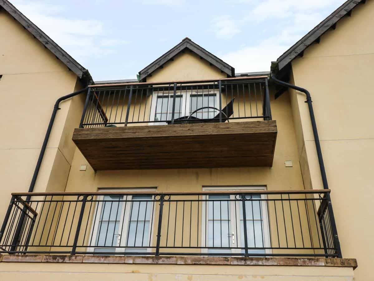 24 Rhodewood House Saundersfoot for the perfect holiday getaway