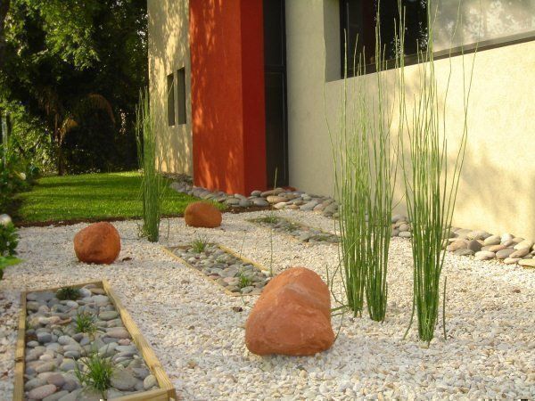 Web puedes utilizar la pintura que prefieras siempre que esté recomendada para superficies exteriores. Web riega 2 ó 3 veces al día si hace mucho calor con el fin de mantener la humedad constante. Armado de Jardines Secos ARQA