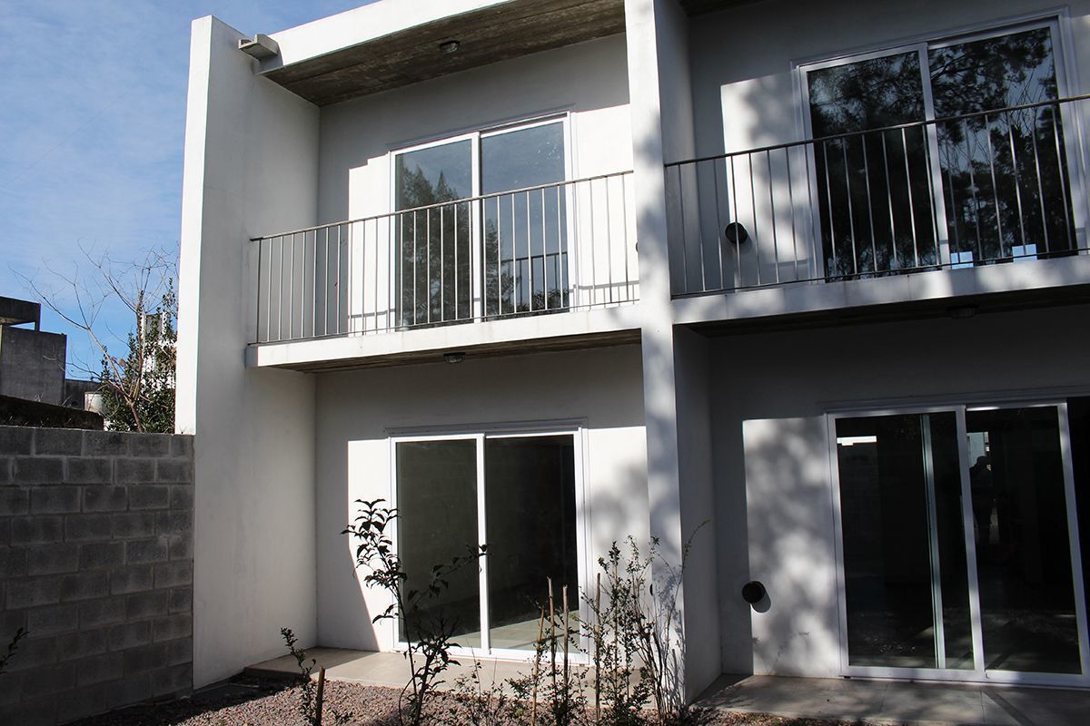 Tres obras residenciales de Dante Fiorenza 3 Casa De Angeli ARQA