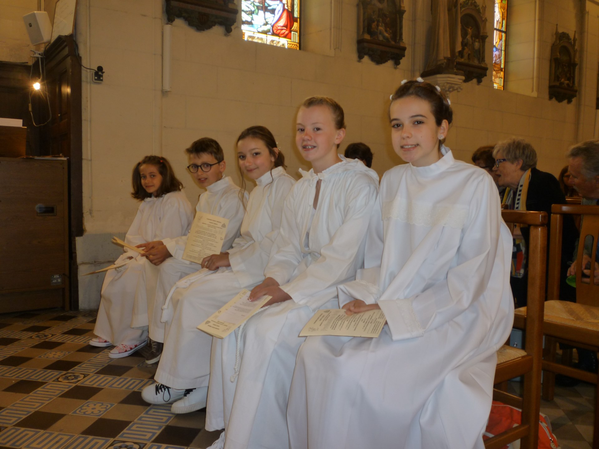 16 juin 2019 PROFESSION DE FOI dans la Paroisse Sainte Thérèse