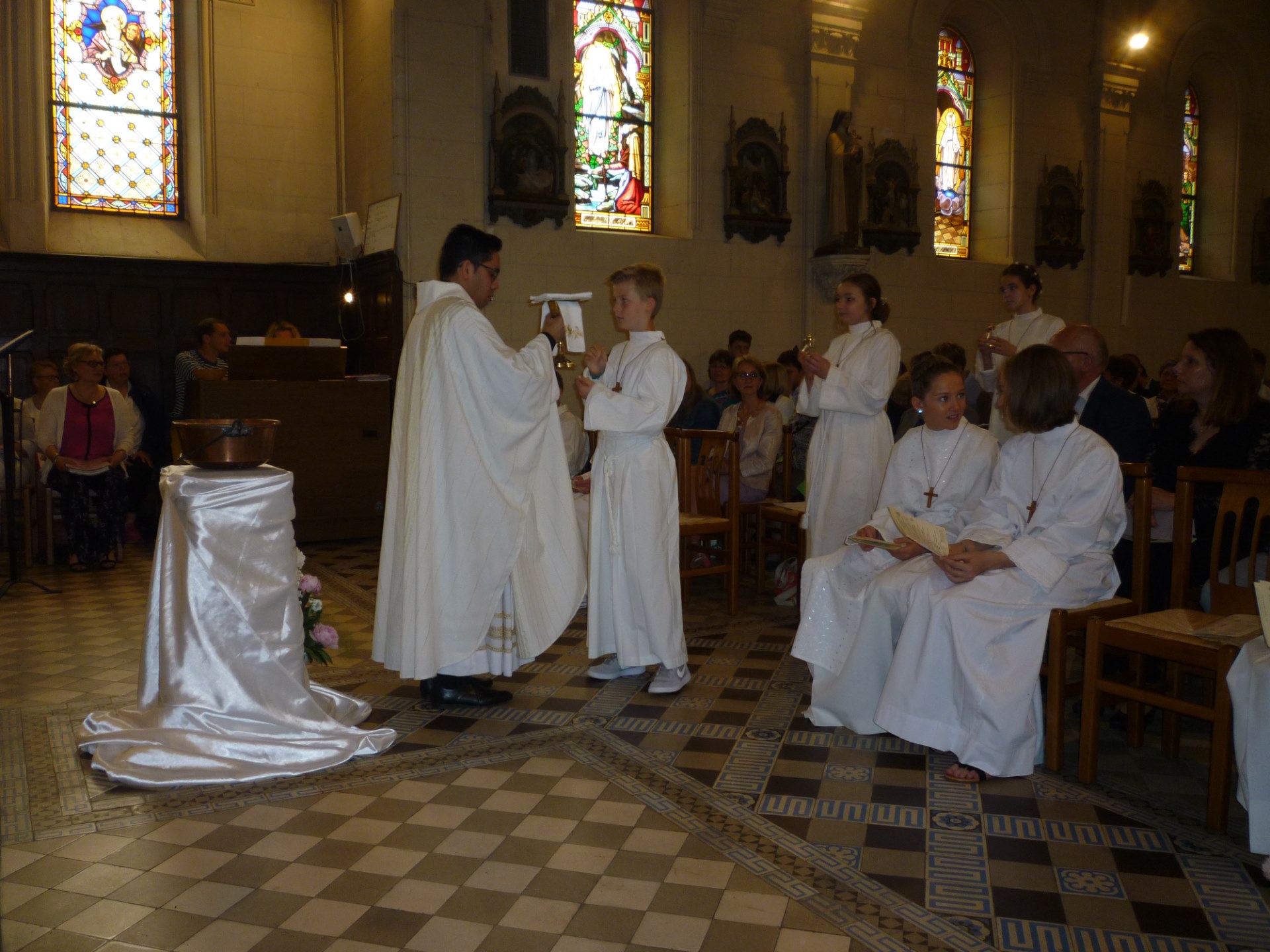 16 juin 2019 PROFESSION DE FOI dans la Paroisse Sainte Thérèse