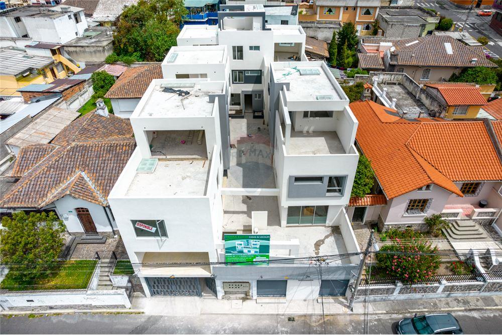 Casa en venta La Magdalena, Quito, Ecuador
