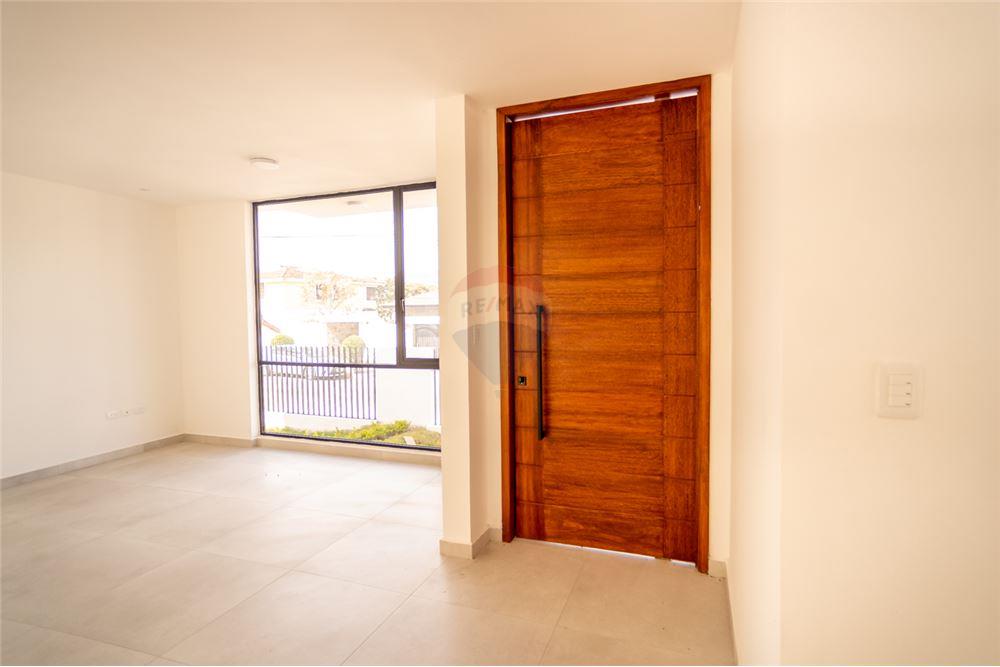 Casa en venta Valle de los Chillos, sector La ESPE, Quito, Ecuador