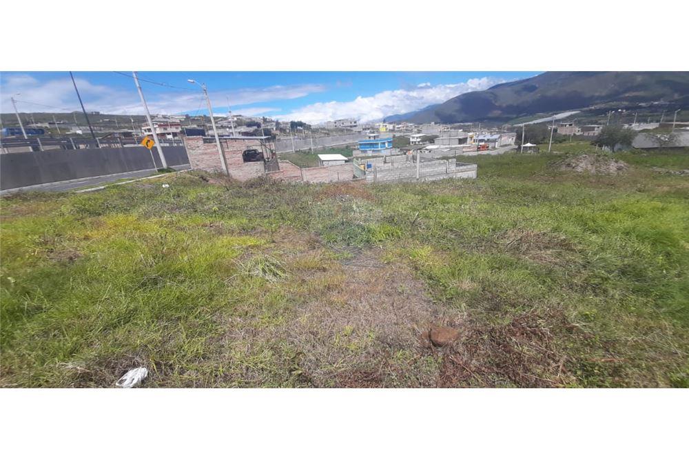 TERRENO EN VENTA N.1, IBARRA, ECUADOR Arrienda y Vende
