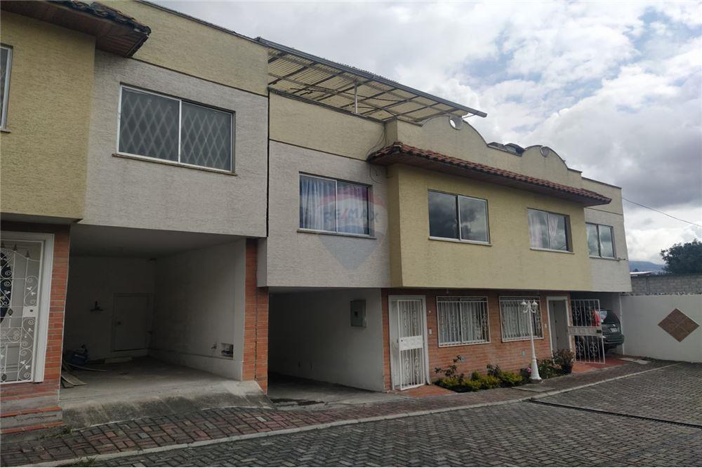 CASA EN VENTA SECTOR CARCELÉN, QUITO, ECUADOR Arrienda y Vende