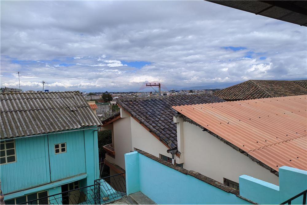 Casa en venta sector centro, Ambato, Ecuador Arrienda y Vende