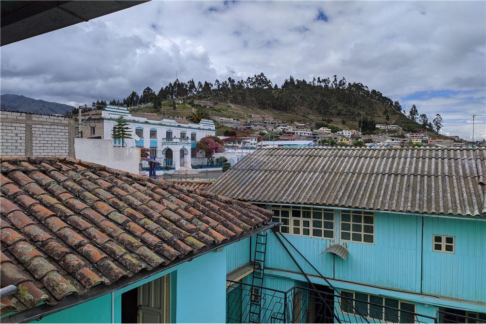 Casa en venta sector centro, Ambato, Ecuador Arrienda y Vende