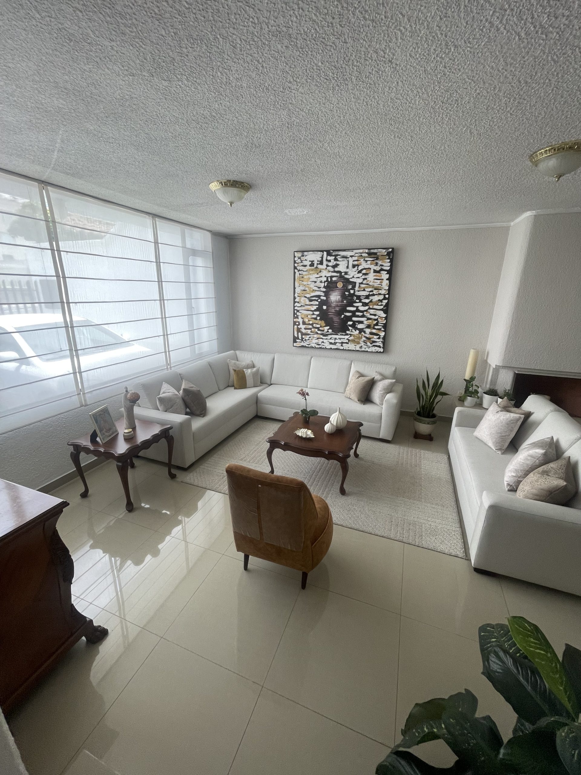 Casa de venta en la urbanización el condado, Quito, Ecuador Arrienda y Vende