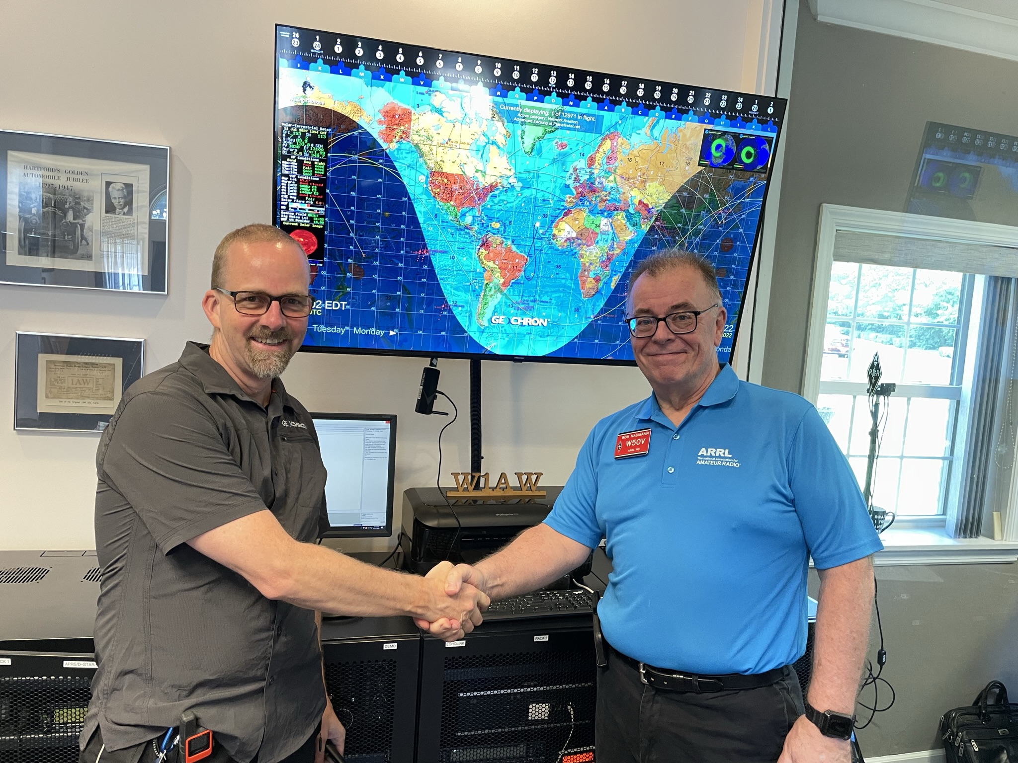 Geochron Atlas 2 4K Donated to ARRL