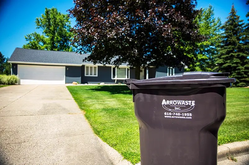 3 Types of Waste to Dispose of With Trash Removal Services Arrowaste