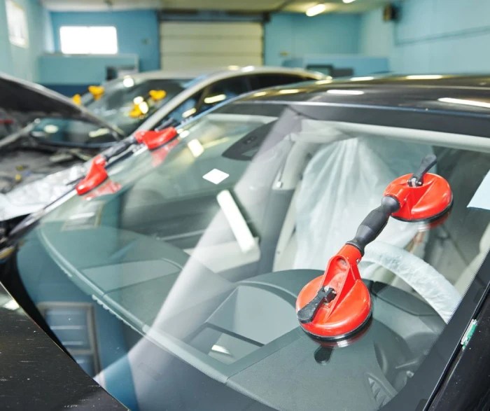 Arrow Auto Glass Danbury Connecticut Windshield Replacement and Auto