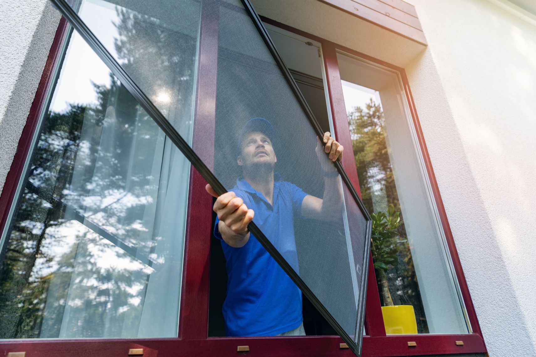 What Is A Solar Screen For Windows And How Do They Work? Arrowhead