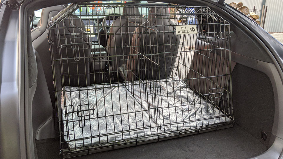 Pet World Tesla Model X 2020 Car Dog Cage Crate Pet Travel ArrowsUK