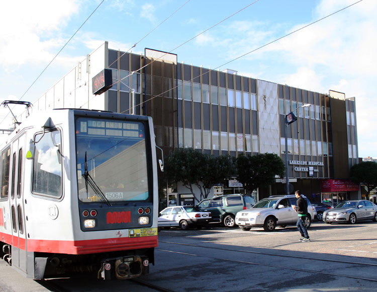 Lakeside Medical Center