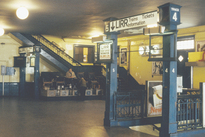 FLATBUSH AVENUE TERMINAL 3 INTERIOR