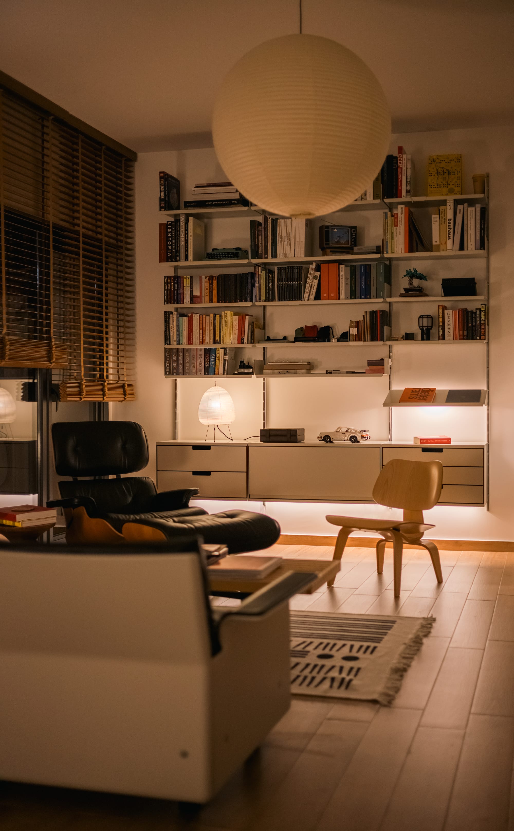 Vitsoe vs USM shelving