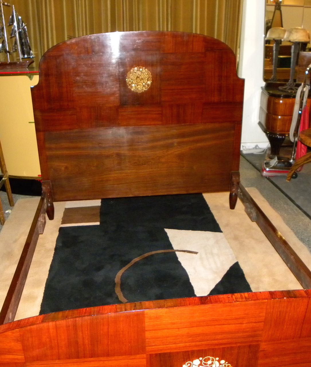 Beautiful Mahogany Art Deco Bed with Marquetry from the 1920s Bedroom Art Deco Collection