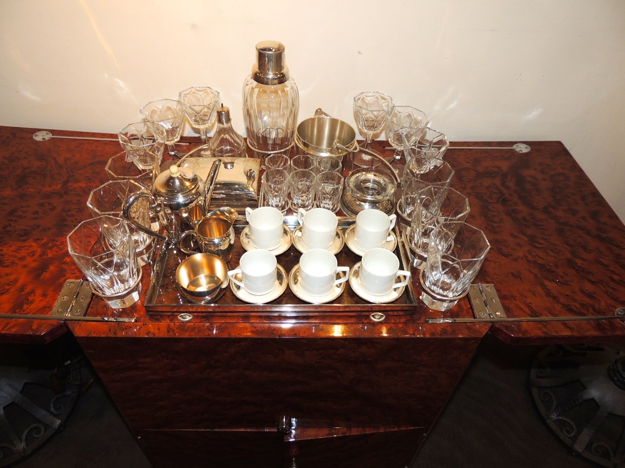 Glamorous Art Deco Pop Up Barby Bafico Paris Cocktail Art Deco