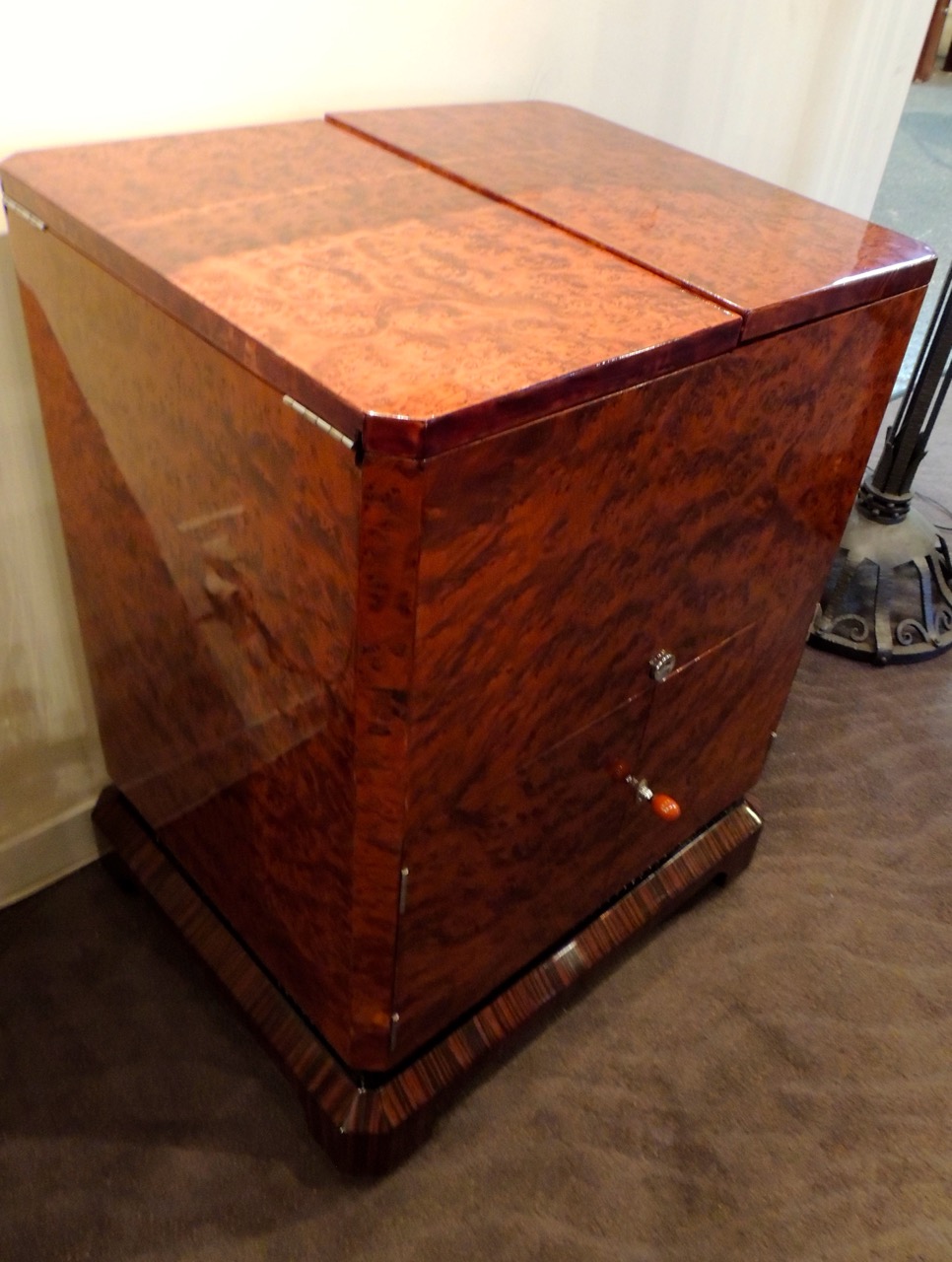 Glamorous Art Deco Pop Up Barby Bafico Paris Cocktail Art Deco