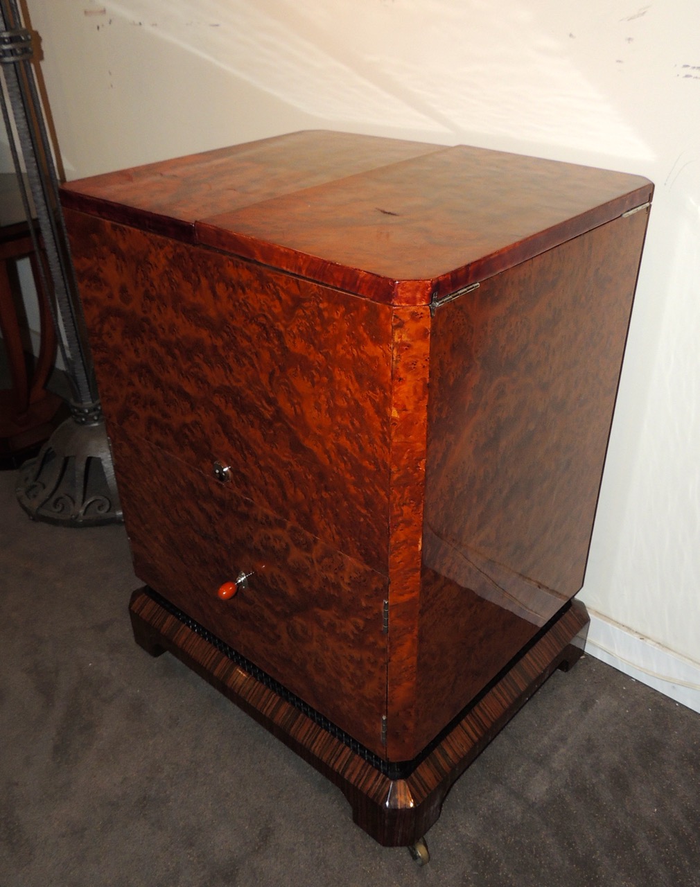 Glamorous Art Deco Pop Up Barby Bafico Paris Cocktail Art Deco